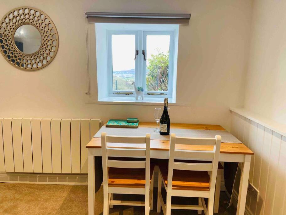 The Mill Stylish Rural Apartment With Beautiful Views Welsh Newton Common Buitenkant foto